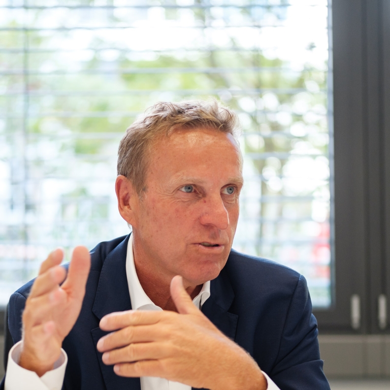 Die beste Mannschaft für den perfekten Sturm - Volker Potthoff, Vorstandsvorsitzender von ArMiD im Interview mit Deloittes Corporate Governance Magazin Inside 